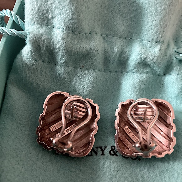 Tiffany&Co - Picture 3 of 7